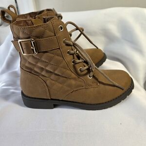 The Children's Place Girls Quilted Brown Boots Sz. 1